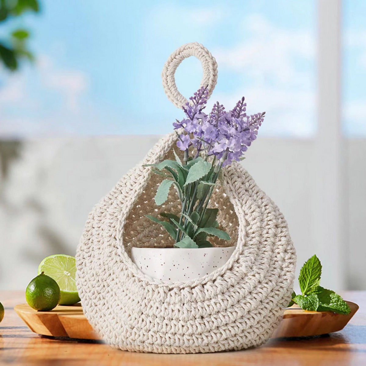 Woven Breads Baskets, Oval Small Fruit Baskets, Stackable Plastic Wicker Baskets for Serving Vegetables, Kitchen, Restaurant, Outdoor, Imitation Rattan, 1 Pcs, 7.48x5.11x2.75 13.78" x 11.81" Beige