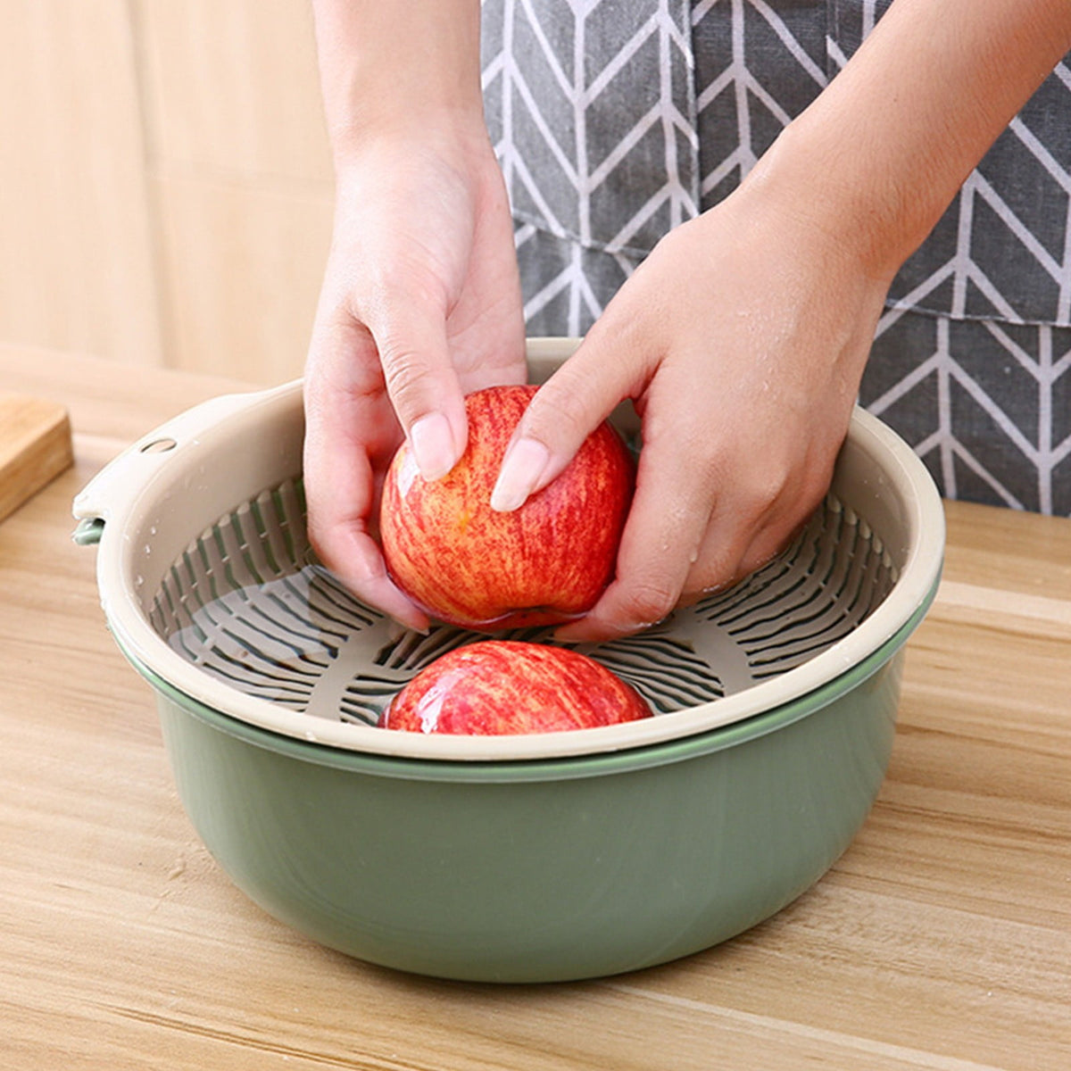2 in 1 Kitchen Strainer Colander Bowls Set, Thickened Plastic Detachable Double Layer Drainage Basket Fruit Colander Draining Bowl Vegetable Washing Basket for Cleaning Washing, 7.87x3.54 7.87" x 3.54" Green