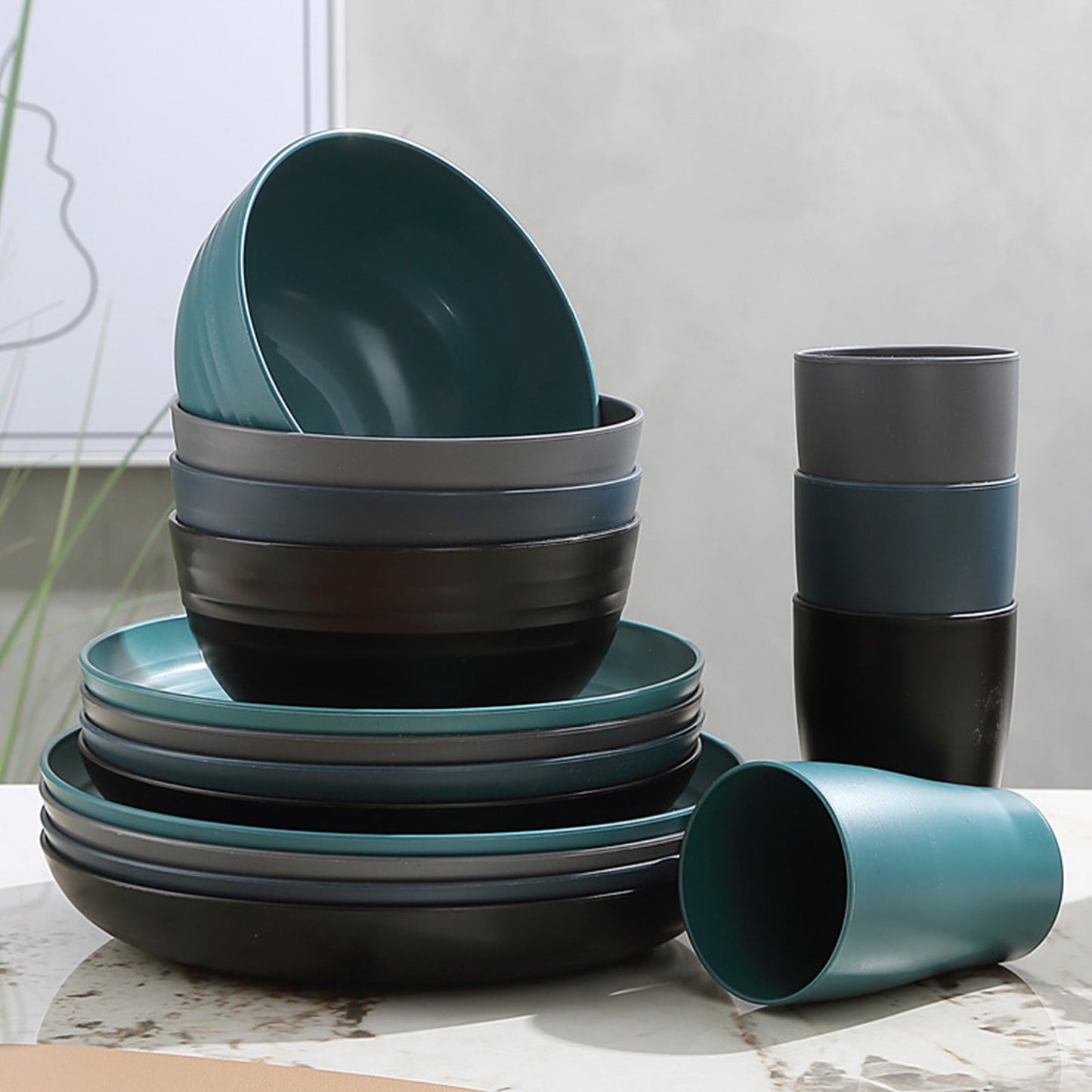 16 Pieces Kitchen Dinnerware Set, Service for 8, Dinner Plates, Dessert Plate, Cereal Bowls, Cups, Colorful Plastic Outdoor Camping Dishes Green