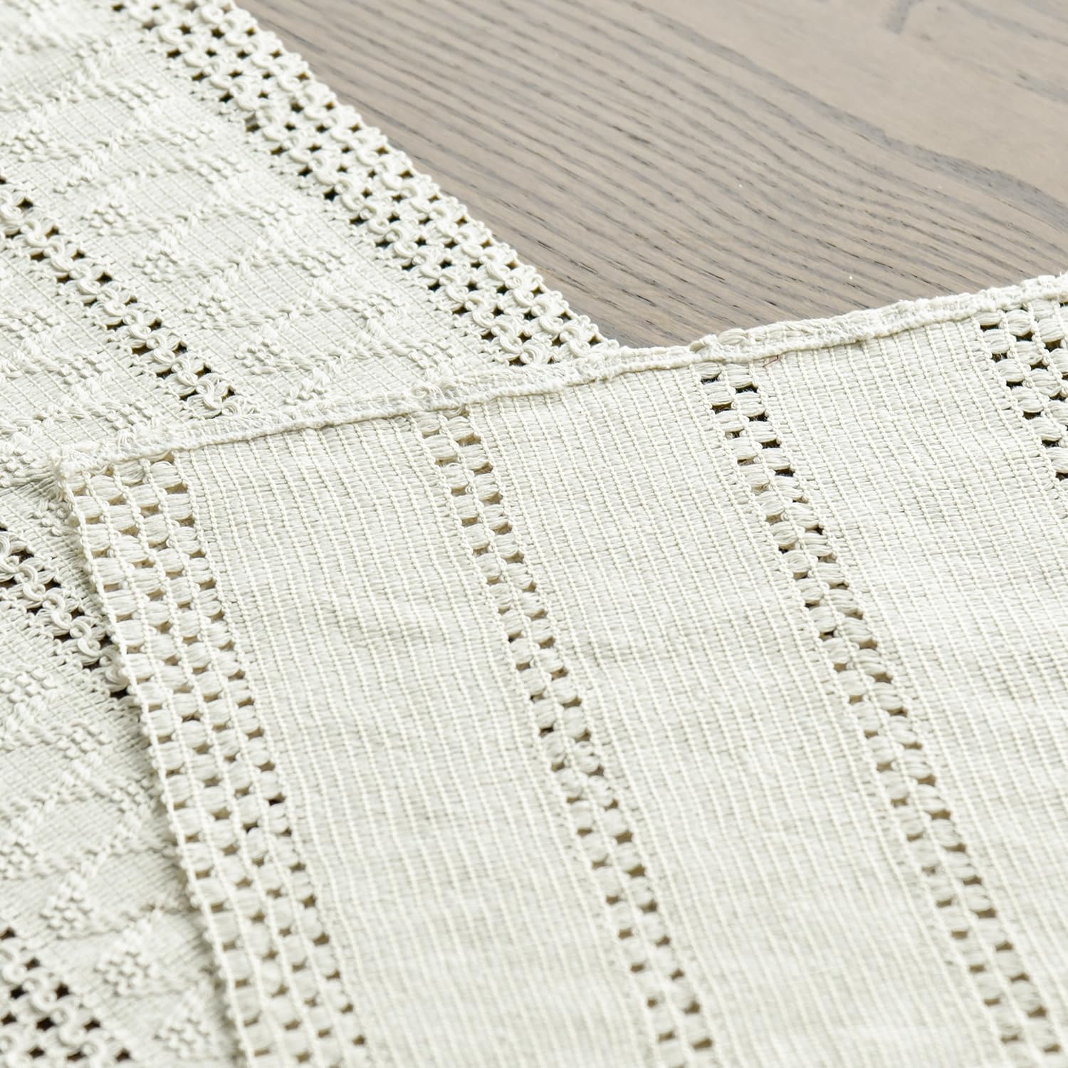 Beige Farmhouse Woven Rustic Hollow Table Runner, Seasonal Holiday Hollow Kitchen Dining Table Decoration for Home Party Decor 12x72 Inch