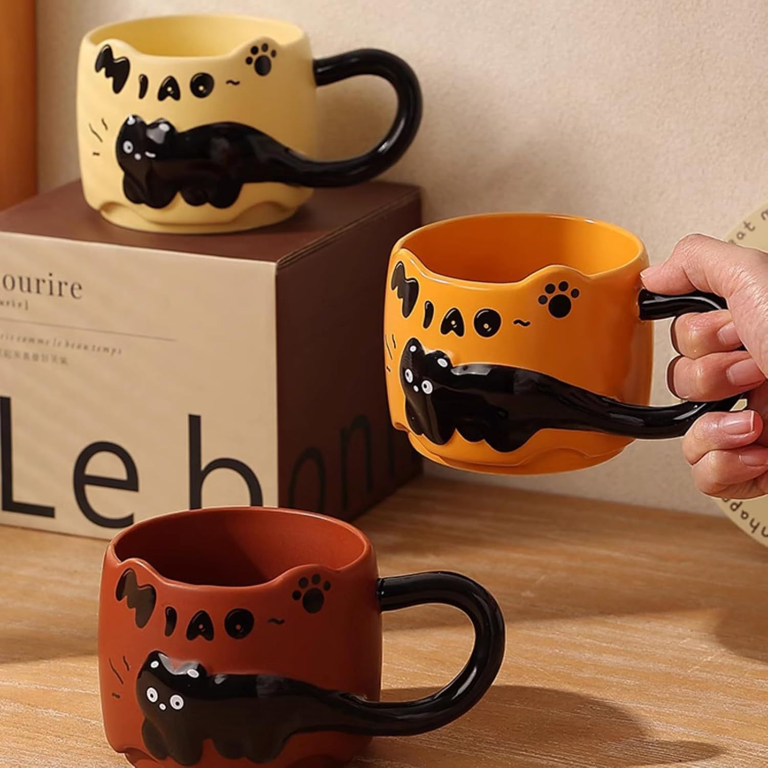 13 Oz Embossed Ceramic Cute Cat Coffee Mug Tea Mug, Creative Couple Family Cup with Handle for Home Office (red,13 Oz)