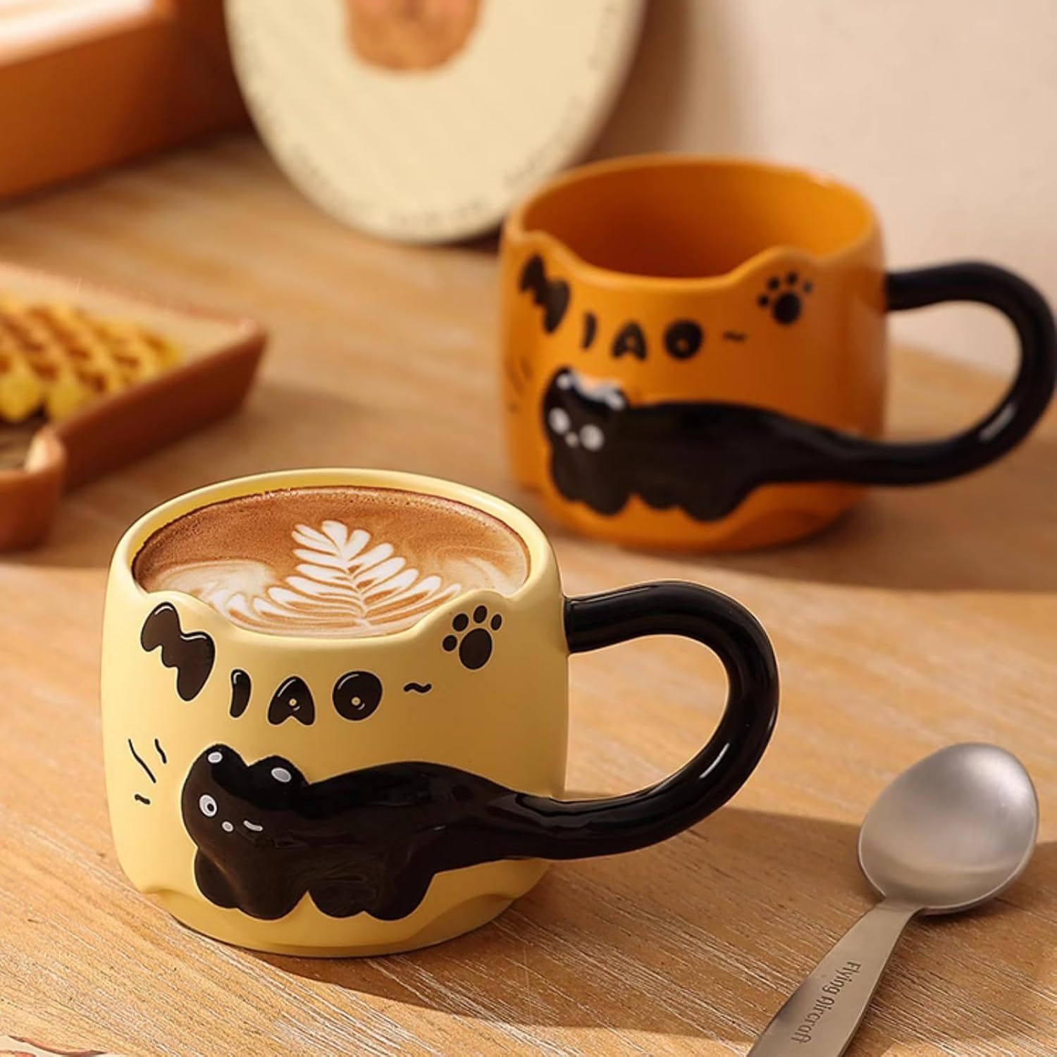 13 Oz Embossed Ceramic Cute Cat Coffee Mug Tea Mug, Creative Couple Family Cup with Handle for Home Office (red,13 Oz)
