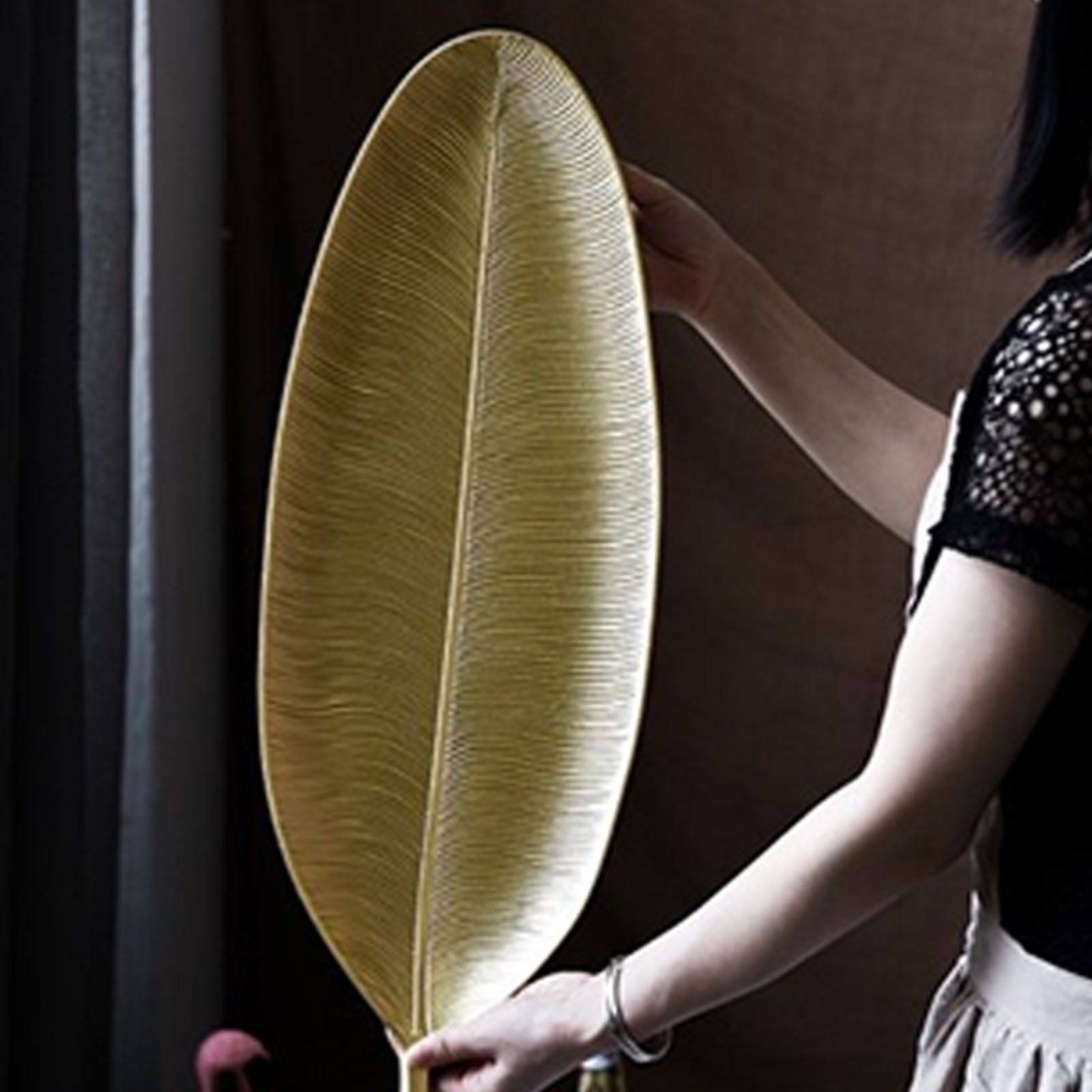 Fruit Plate Golden Style Leaf Shape Brushed Appearance Compact Density Board Serving Dessert Plate for Home S