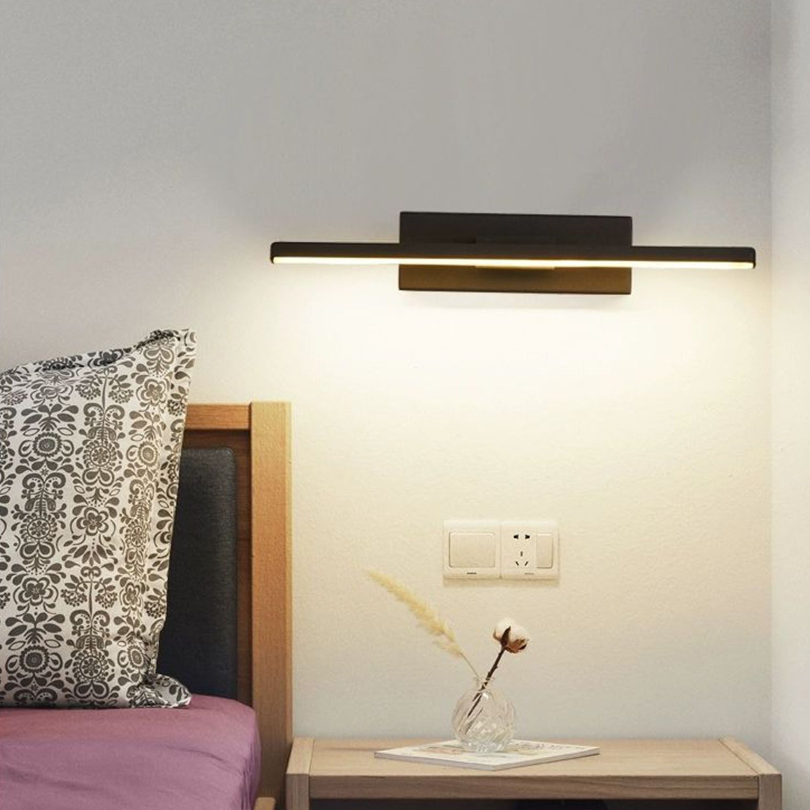 Bedroom Rotating Wall Lamp Iron Shell High Temperature Baking Surface Anti Corrosion Bedside Lamp for Home Warm Light Black