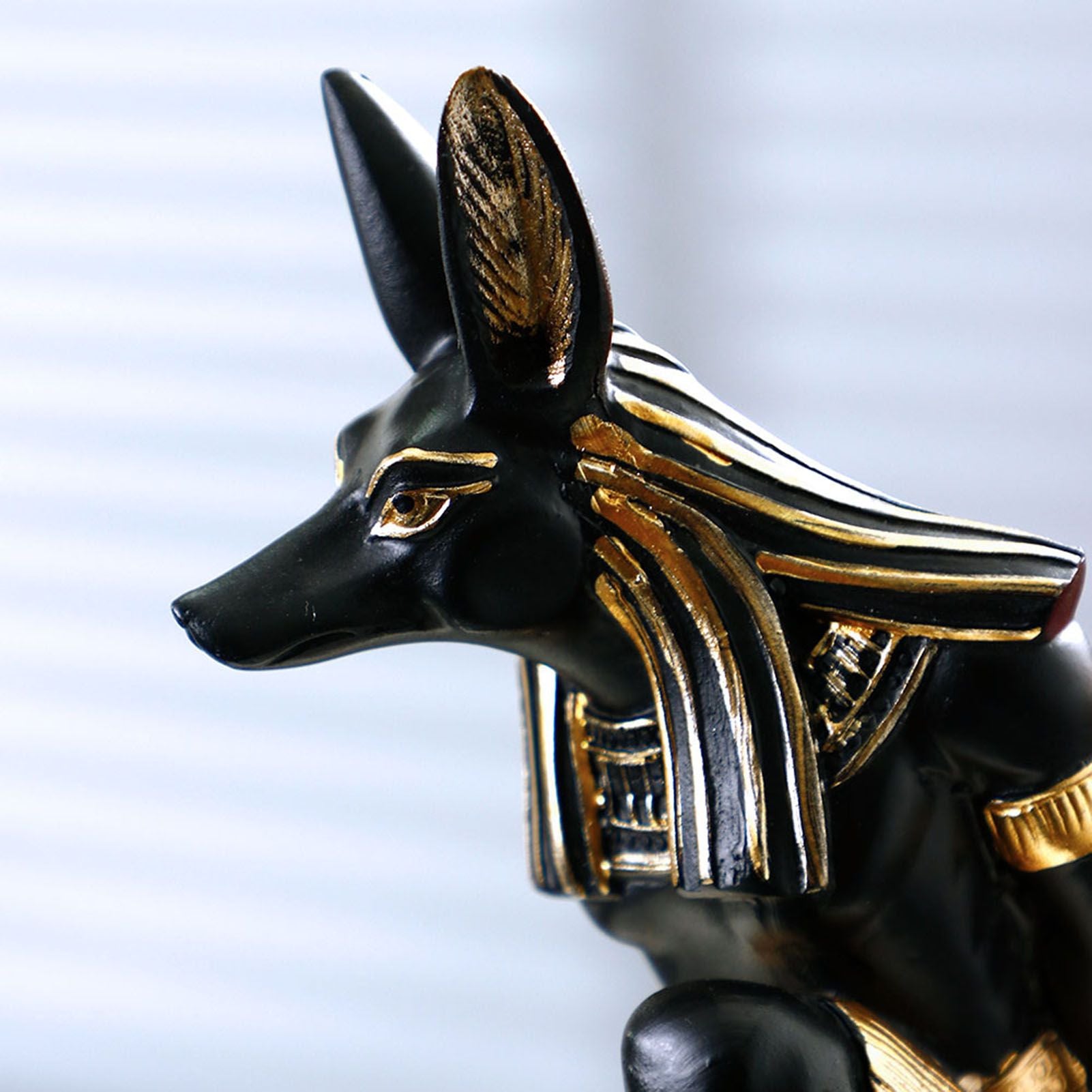 Creative Wine Rack Synthetic Resin Innovative Wine Rack Holder Single Bottle Wine Stand Table Ornament Anubis