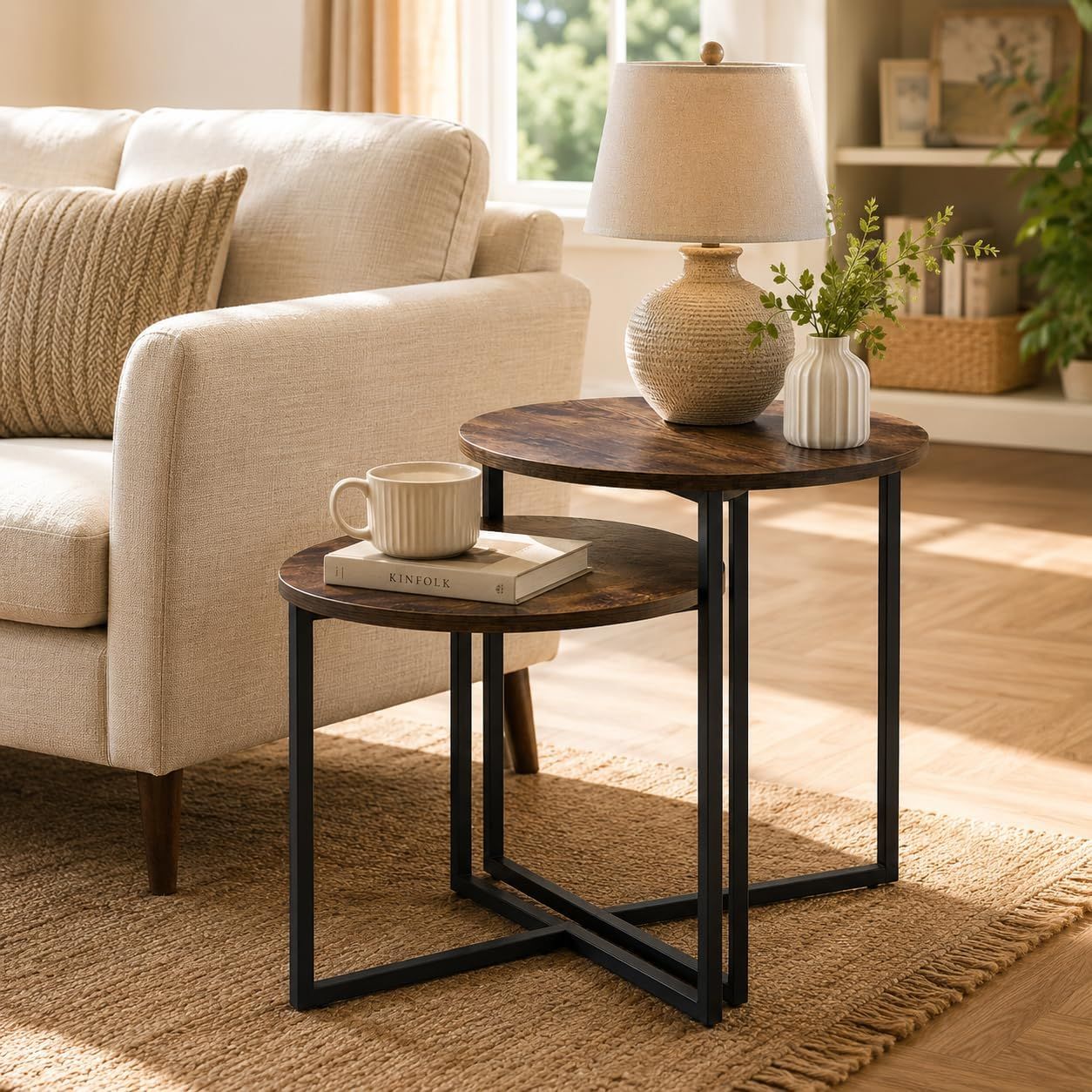 Nesting Side Tables Set of 2, Round End Tables with Rustic Brown Wood Look Top and Black Metal Frame, Space Saving Accent Coffee Tables for Living Room, Bedroom, Sofa Side, Bedside, Small Spaces