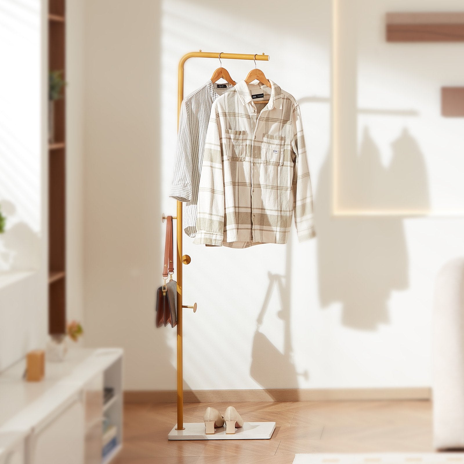 Coat Rack, Freestanding Coats Rack Stand with Quartz Stone Base & 3 Round Hooks, Free Standing Hall Coat Tree for Entryway, Bedroom, Living Room, Stylish Clothes Hanger Stand for Coats, Hat, Bag